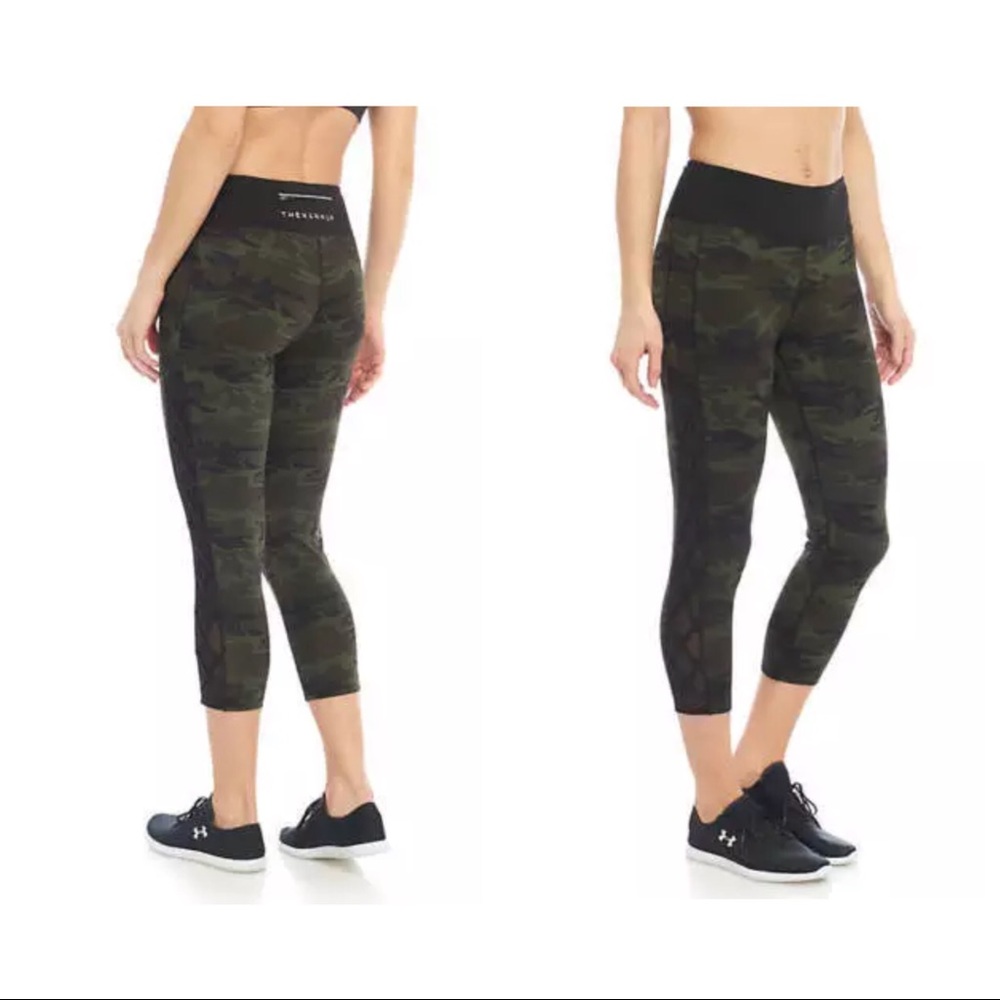 NWT Jessica Simpson The warm up camo leggings M